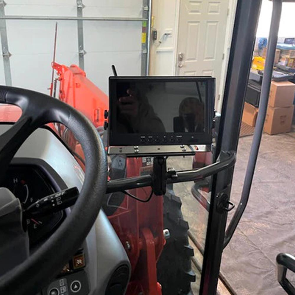 Agri Cam System! 2-4 Cam Wireless Backup Cam with 7inch LCD. HD Cams, Up to 4 Cams, Wireless Range 200' Plus